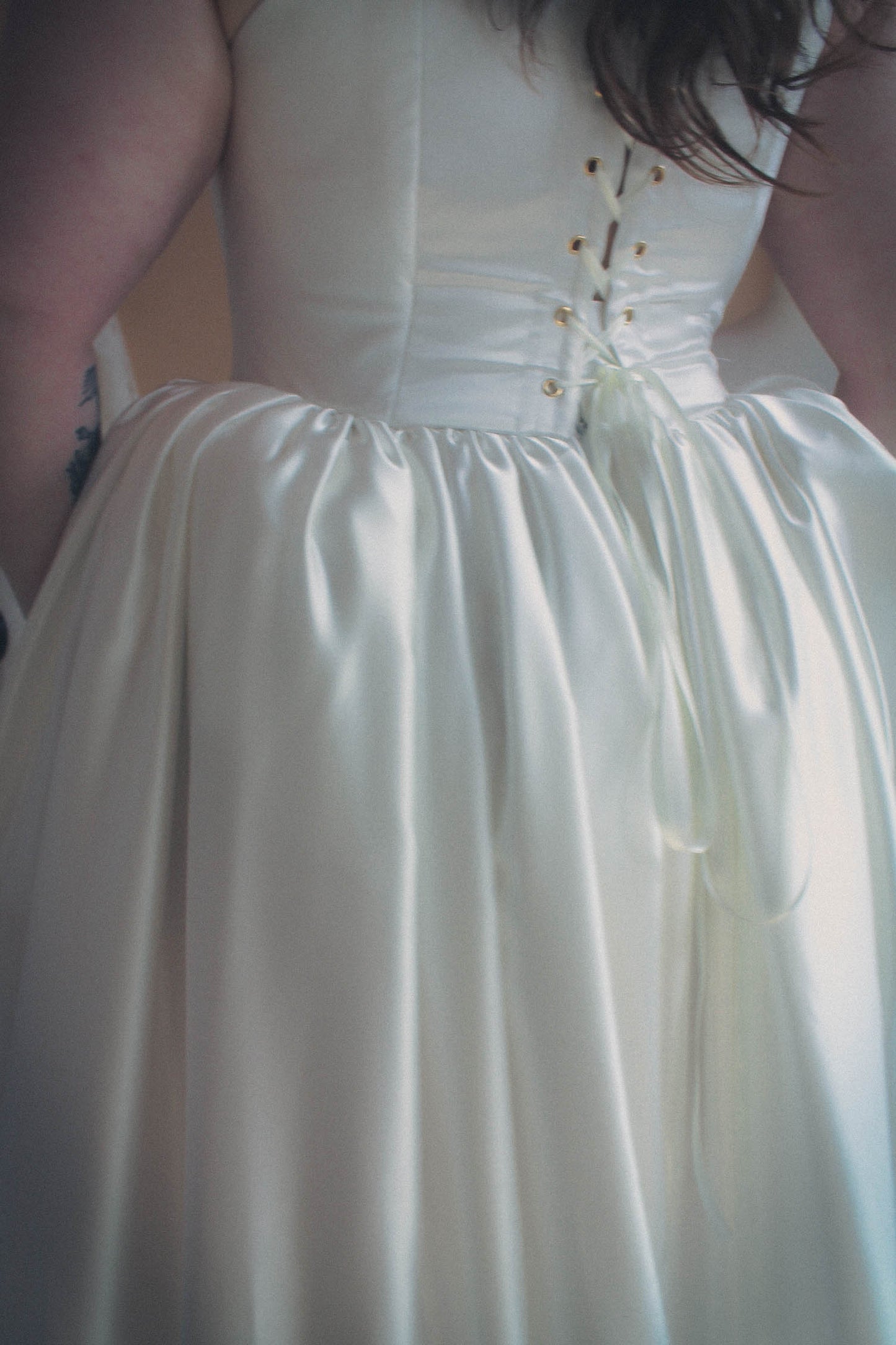 The Swan Corset